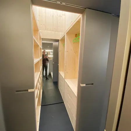 Spazio Luna Μιλάνο